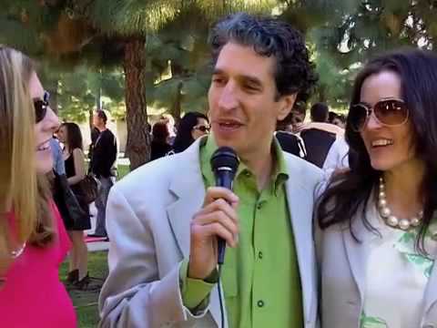 2010 Streamy Awards - Mr Wrong Red Carpet Interview