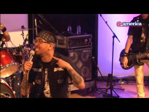 stand up SERINGAI  11)