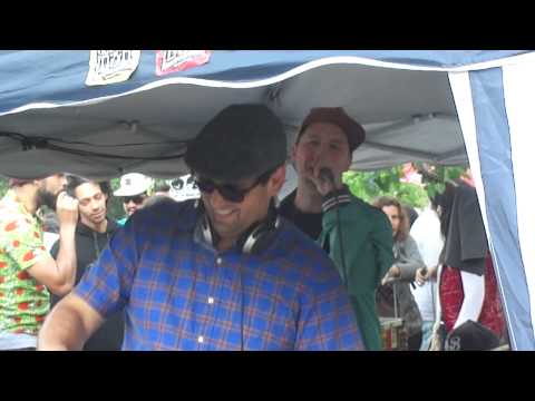 REUNION OF DUB 2014 - DESKAREGGAE  feat. Puppa Frenchie - 31 de 40