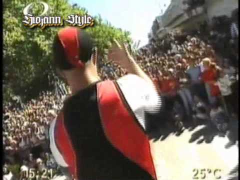 BOLA 8 URUGUAY/TEMA COMO TE MUEVE/PROGRAMA DE IGUAL A IGUAL/ESCENARIO PLAZA DE PANDO