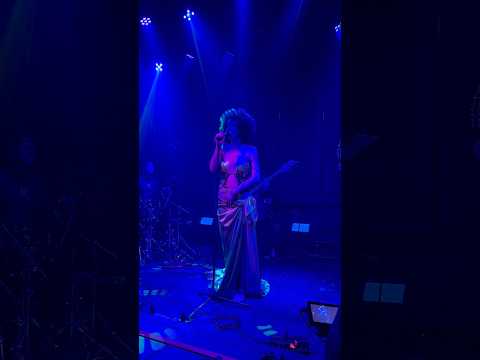 Luana Genevieve - Mai stii? (Live in Control Club, 18 Noiembrie 2025) @luanagenevieve