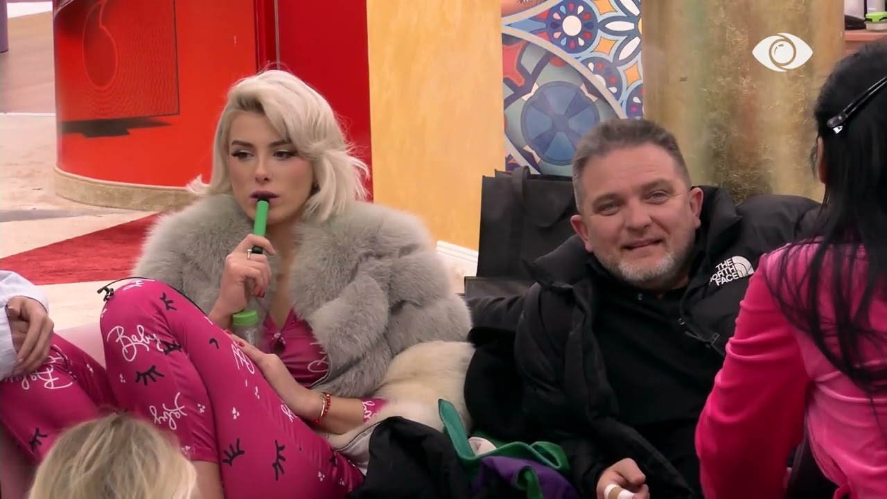 “Pse nuk e bëjmë shtëpinë me dy lidera…”/ Juli ngacmon banorët: Të marrim vendim kolegjial