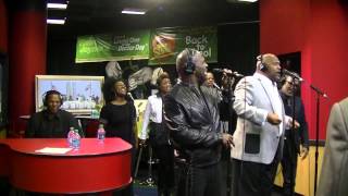 The 3 Winans Brothers (Marvin, Carvin and BeBe) perform Move In Me