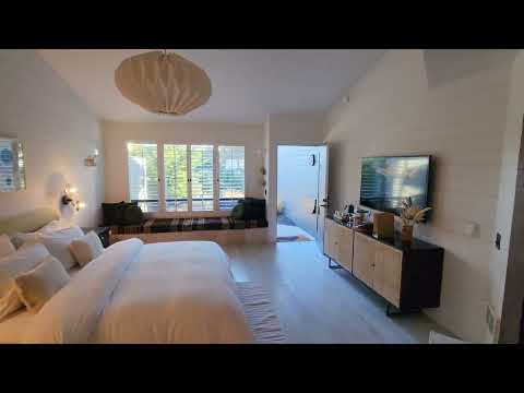 CAMBRIA, CA - WHITE WATER LODGE ON MOONSTONE BEACH ROOM 07