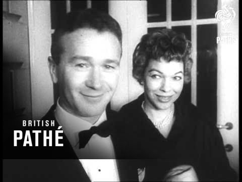 Gigi New Hit On Broadway (1958)