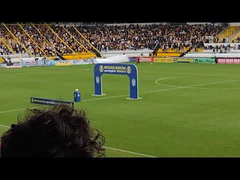 entrada dos jogadores no campo.(Cri x Nov)