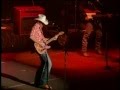 Brad Paisley   Me Neither Mud On The Lens)