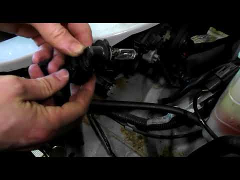 Mazda MX-5 Low (Dipped) Beam Headlight Bulb Change