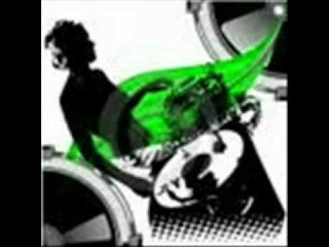 Aylas Beachball Mash-Up (Virtual DJ!).wmv