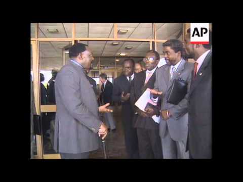 SOUTH AFRICA: NELSON MANDELA MEETS ANGOLAN REBEL LEADER SAVIMBI