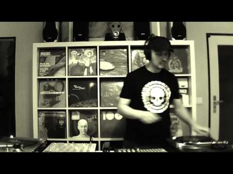 Zak McCoy Live Session #21 - Do not try to resist!