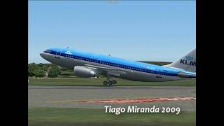 preview picture of video 'FS 2004 - LPPR Sá Carneiro - Landings and Take-Offs'