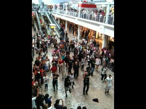 flashmob geneve part2 ( The drill gone bad!!!)