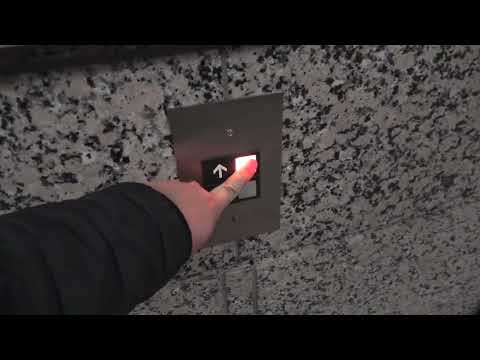 BEAUTIFUL PRISTINE 1989 Otis Elevonic 401 Traction Elevators - 999 Maisonneuve Ouest in Montreal, QC