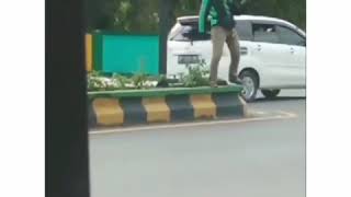Download lagu JOGET di TENGAH JALAN, OJOL PALOPO INI VIRAL mp3 Download lagu JOGET di TENGAH JALAN, OJOL PALOPO INI VIRAL mp3