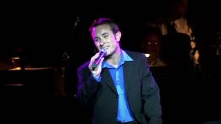 Dan Shearin performing "Angels" live at sea on P&O Cruises 2005