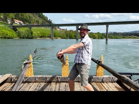 Koroški splavarji na Dravi