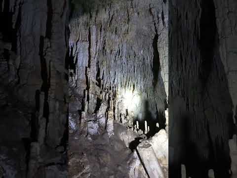 CavernasdeLeo en Rodríguez deMendoza#travel#amazing #cave#minerals#nature #amazonas#peru#shortvideo
