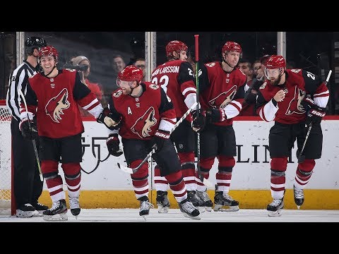Phil Kessel tallies first goal as a Coyote