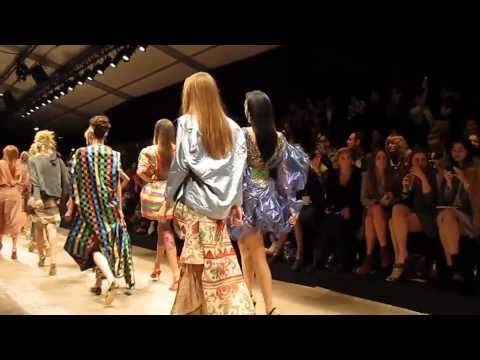 VIVIENNE WESTWOOD GOLD LABEL WOMEN'S, Spring Summer 2011 (Paris Fashion Week)