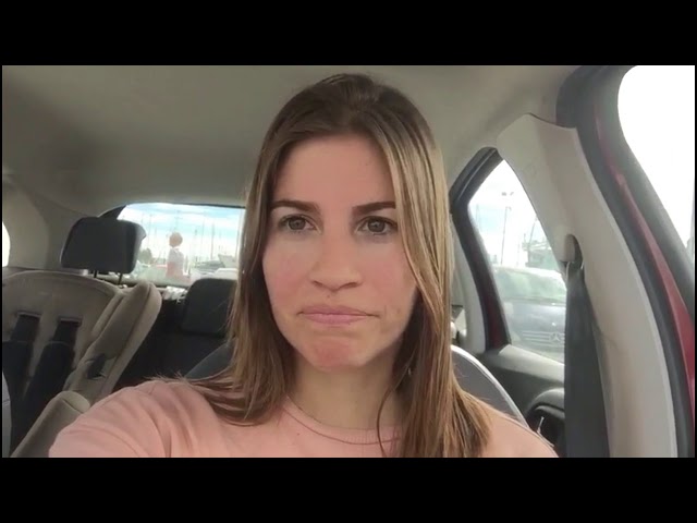 Vídeo relacionado con Tropezando en el amor