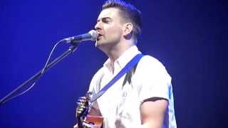 Liam Fray (acoustic) - Sunflower - Live @ XFM Winter Wonderland - Manchester Apollo - 15-12-14