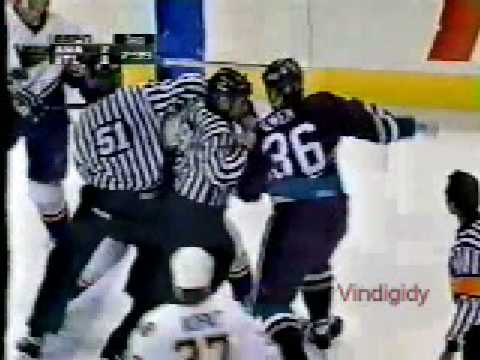 Todd Ewen vs Murray Baron