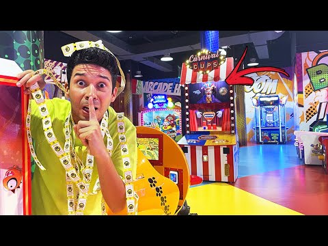 MAI GIOCARE NELLA SALA GIOCHI ABBANDONATA DA SOLI DI NOTTE DENTRO UN PARCO GIOCHI MISTERIOSO!