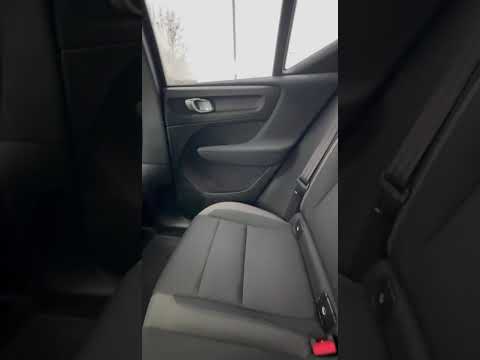 фото volvo xc40 i 0