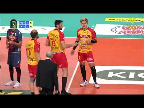 Highlights di Kioene Padova - Tonno Callipo Calabria Vibo Valentia (3-1)