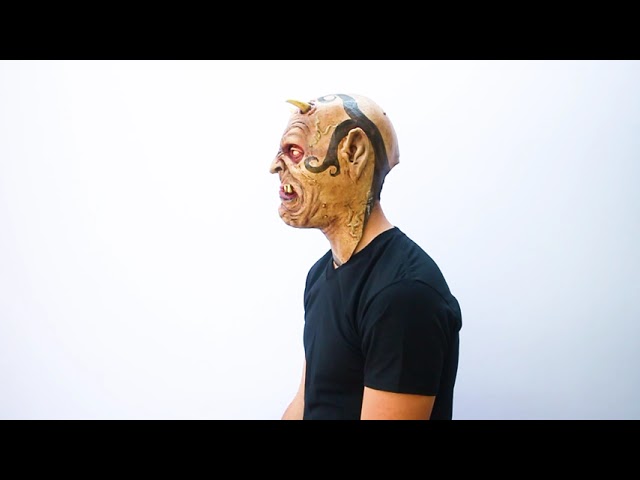 Vídeo relacionado con CreepyParty PartyHop - Máscara de diablo con máscara realista, de látex, estresante, para Halloween, terror fiesta de desfile de carnaval