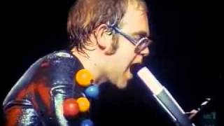 Elton John - Crocodile Rock &amp; Goodbye Yellow Brick Road (Live in Australia 1974)