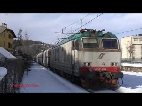 CHIUSURA DEL PASSAGGIO A LIVELLO PER UN TRENO MERCI IN TRANSITO A ROCCAVIONE. (CN) SAB. 23 -1-2021.