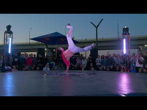 POWERMOVE BATTLE 1x1 ↔ Mah vs Victor ↔ 1'4 ↔ COMBONATION x3 #combonationX3 #bmvideo