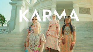 Kadr z teledysku Karma tekst piosenki BLACKSWAN
