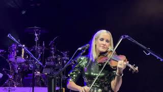 The Chicks - Cowboy Take Me Away - Live In Toronto 2023