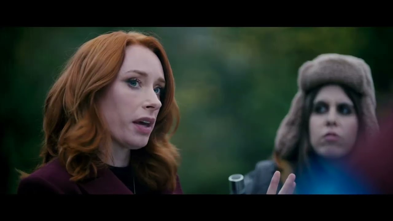 Miniature de la vidéo Finding Father Christmas Short Trailer du film Finding Father Christmas