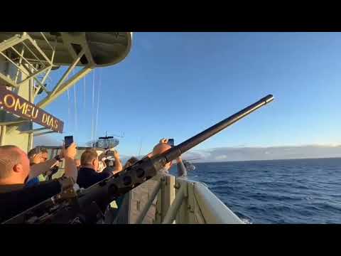 Voo de reconhecimento, junto às Selvagens, pelo helicóptero Lynx MK 95A