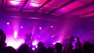 All That Remains - Pernicious (Live)