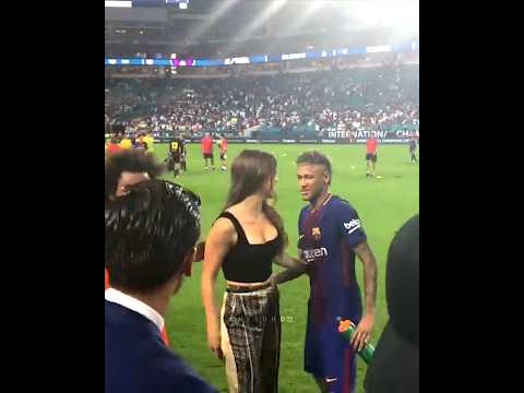 Neymar jr Flirting skills 😂
