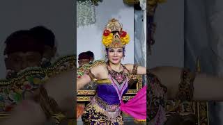 Download lagu Joged Tabanan Penari Buleleng #videoshort #jogedbali mp3 Download lagu Joged Tabanan Penari Buleleng #videoshort #jogedbali mp3