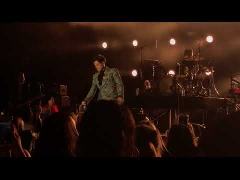 What Makes You Beautiful - Harry Styles Live on Tour @ The Greek Theater Los Angeles 9/20/2017