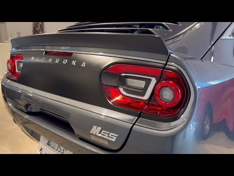 Thumbnail for This Japanese car company is producing retro style Honda Civics!