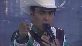La Camisa Mojada- Los Tigres del Norte - Veronica Castro EN VIVO