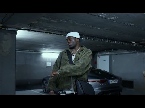 Turisti - Muotipoliisi