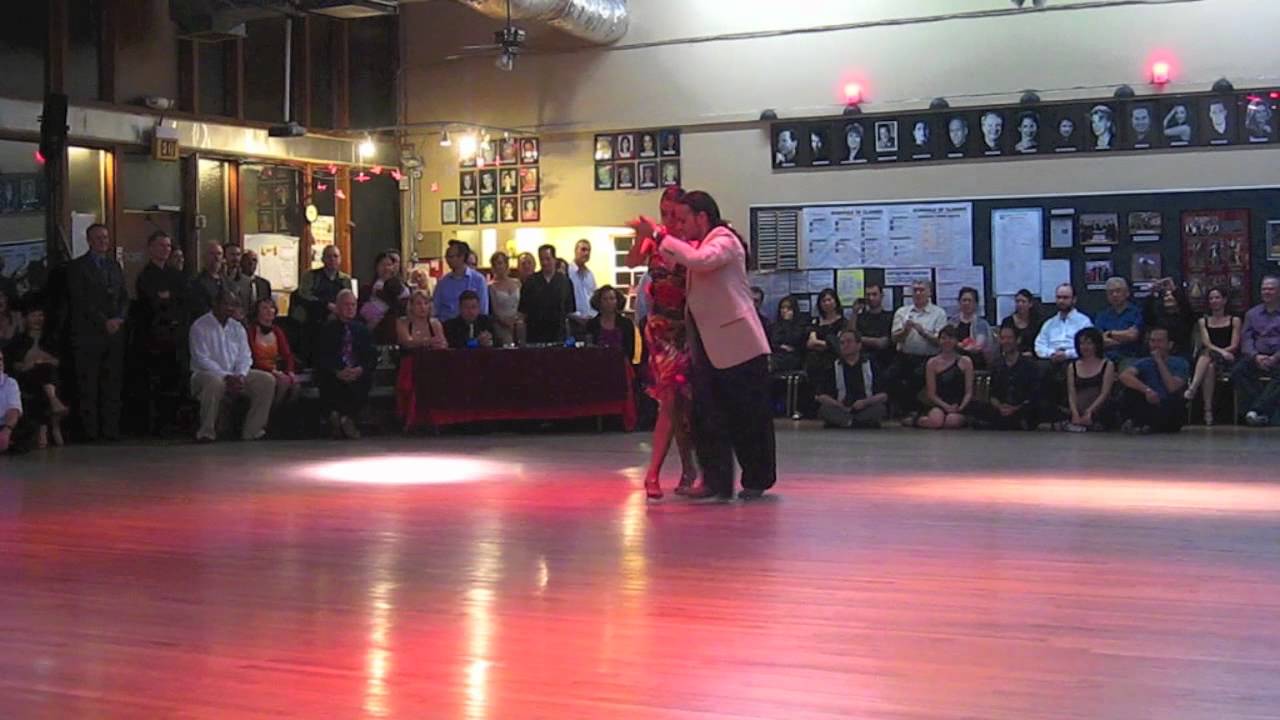 Juan Cantone y Sol Orozco 06-11-2011, 3 of 3