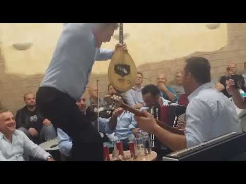 E kallin krejt - Grupi Zhutat