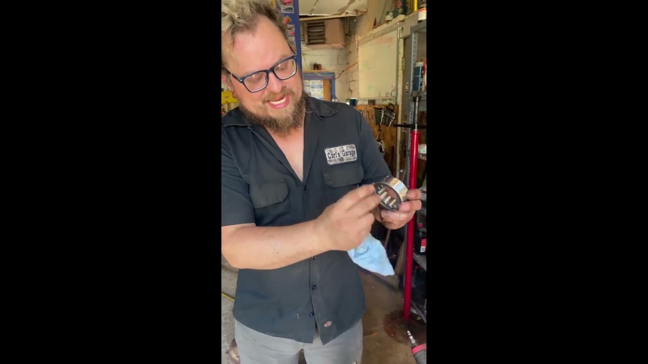 Replace Colorado rear axle bearing/wheel bearing/wheel seal/refill differential