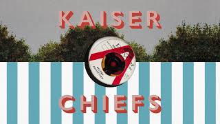 Kadr z teledysku Record Collection tekst piosenki Kaiser Chiefs