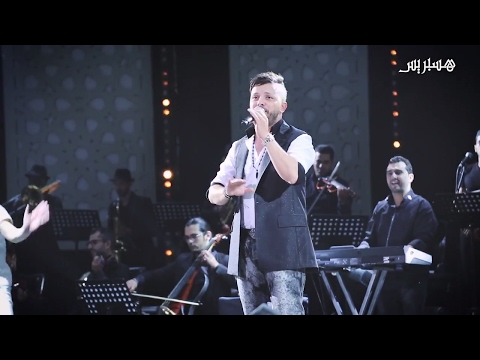 حاتم عمور يبدع بمنصة النهضة